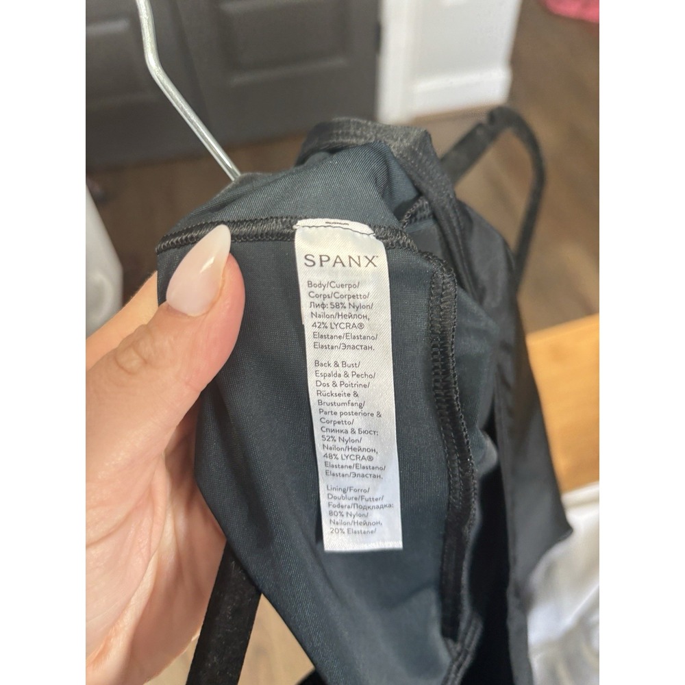 Spanx SmartGrip Women's Black Open-Bust Shaping Slip Adjustable Straps Sz Small - Picture 9 of 10